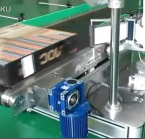 全自動側(cè)面貼標(biāo)機-- 貼紙箱視頻